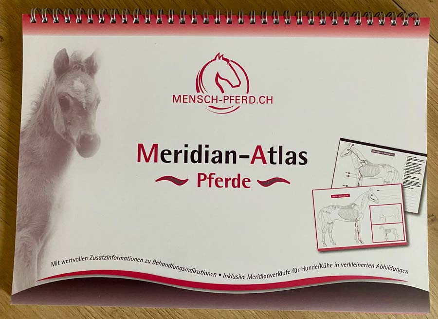 Titelblatt des Meridian-Atlas für Pferde von mensch-pferd.ch mit Spiralbindung